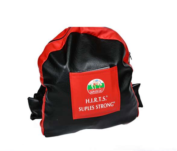 Backpack - Red-qT3Qa.jpeg